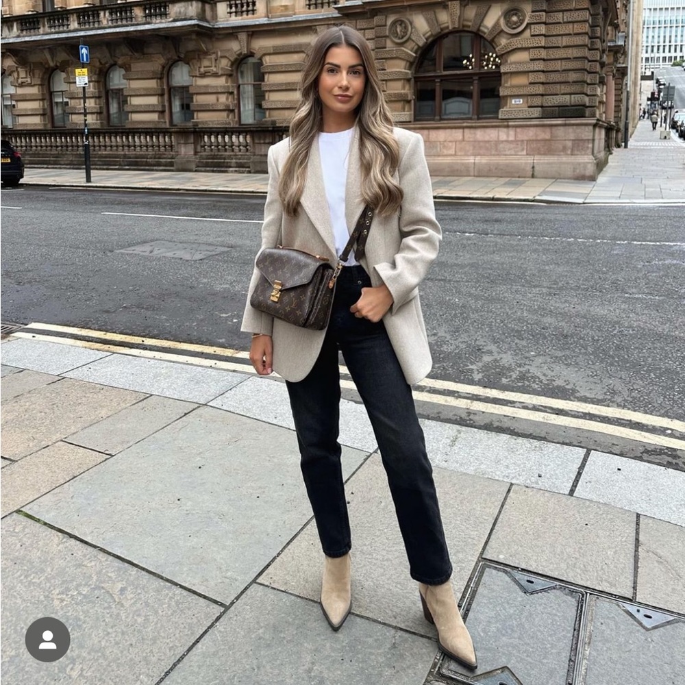 Louis Vuitton Pochette Metis - Made in Italy